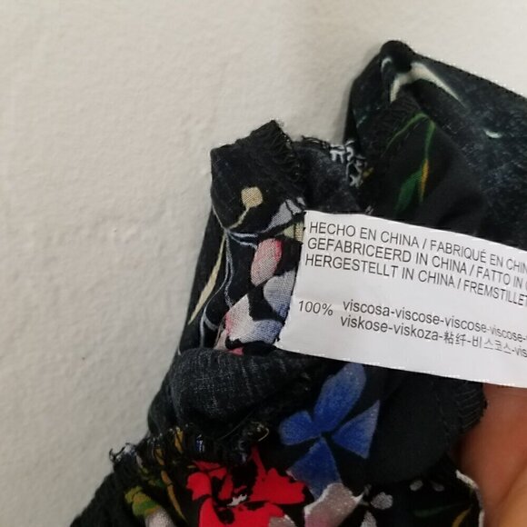 NWT Stradivarius Wrap Jumpsuit Black Floral Size S - Picture 7 of 8